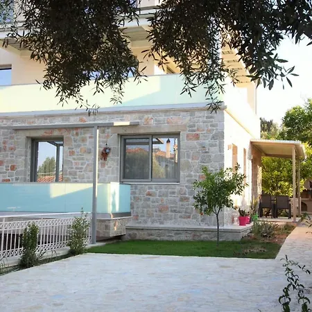 Διαμέρισμα Sanro *