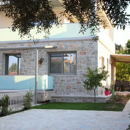 Διαμέρισμα Sanro *