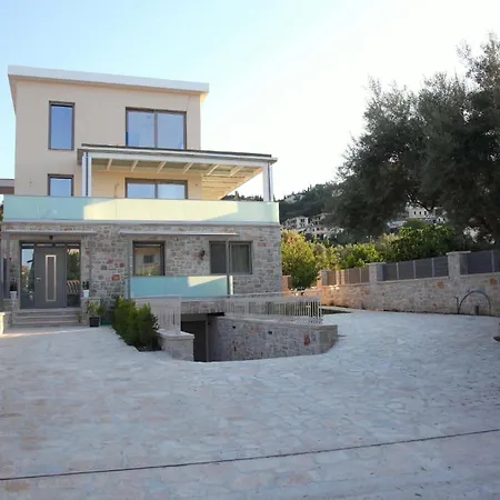 Διαμέρισμα Sanro *